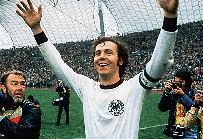 Franz Beckenbauer - Huyền thoại bóng đá