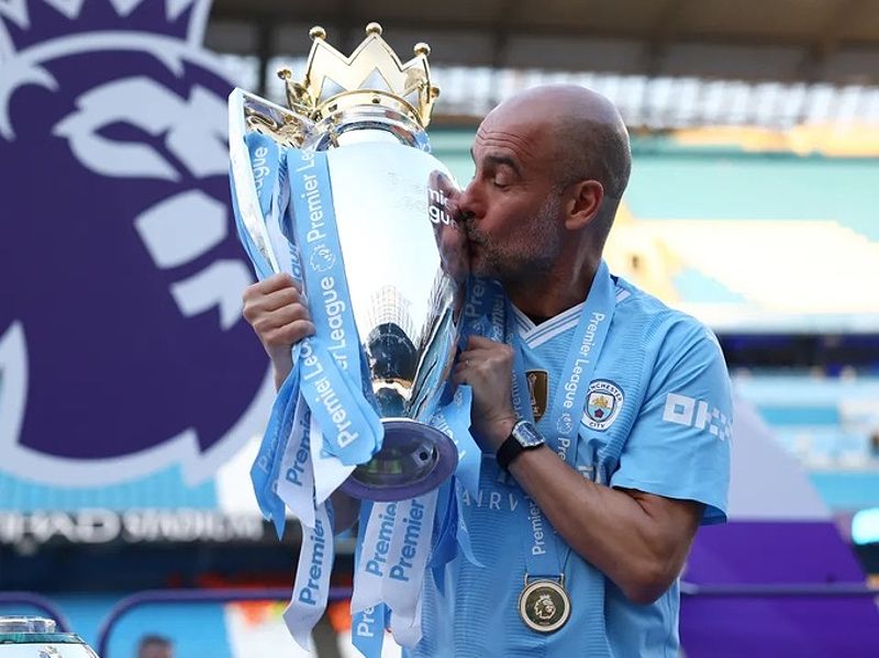 Pep lập kỷ lục lần thứ 4 liên tiếp dẫn dắt Man City vô địch Ngoại hạng Anh