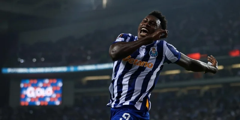 Rồng gắn với bản sắc bóng đá Porto
